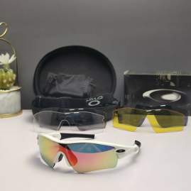 Picture of Oakley Sunglasses _SKUfw66124422fw